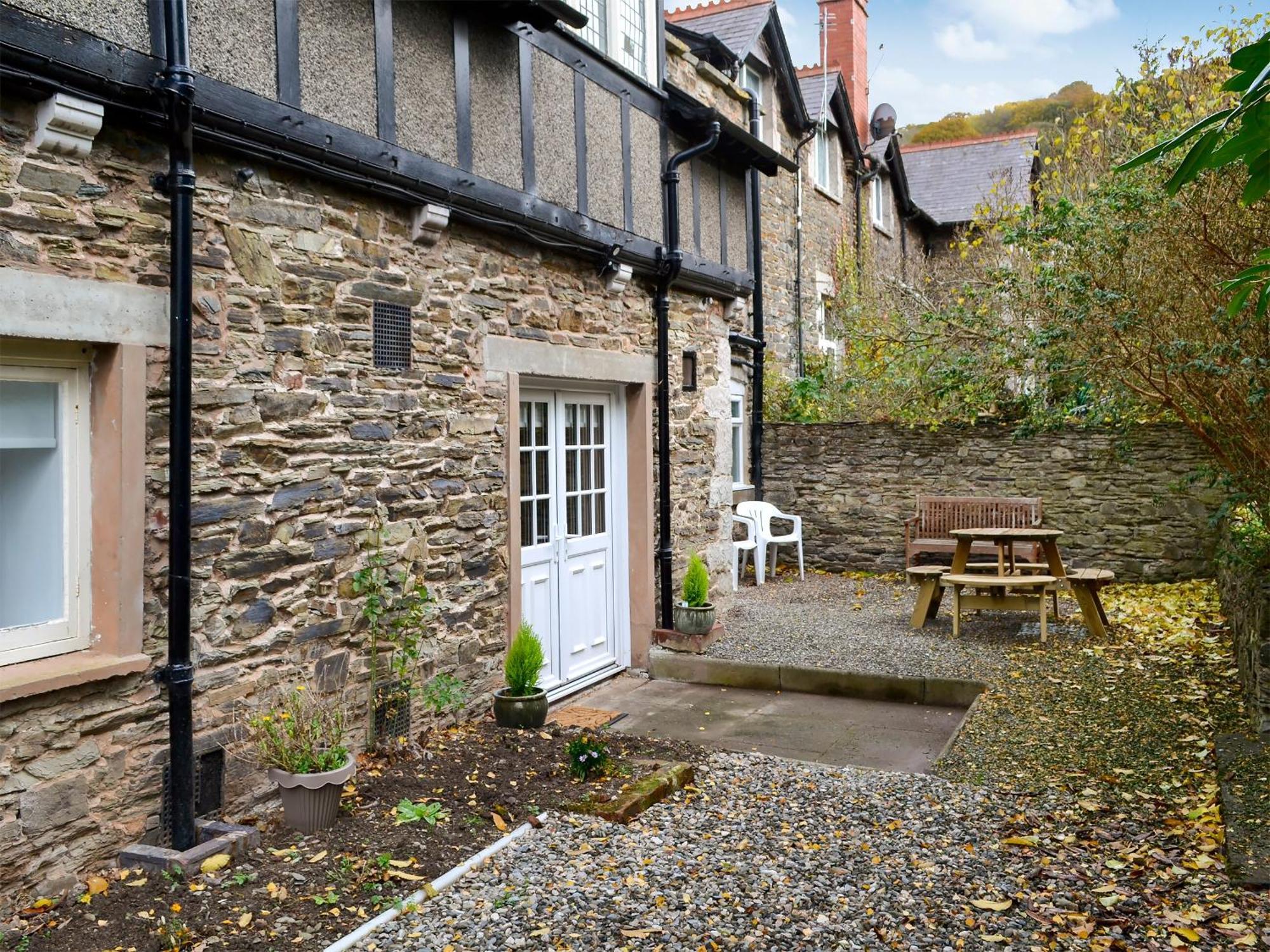 The East Wing At Grove Hall Bodfari Eksteriør bilde